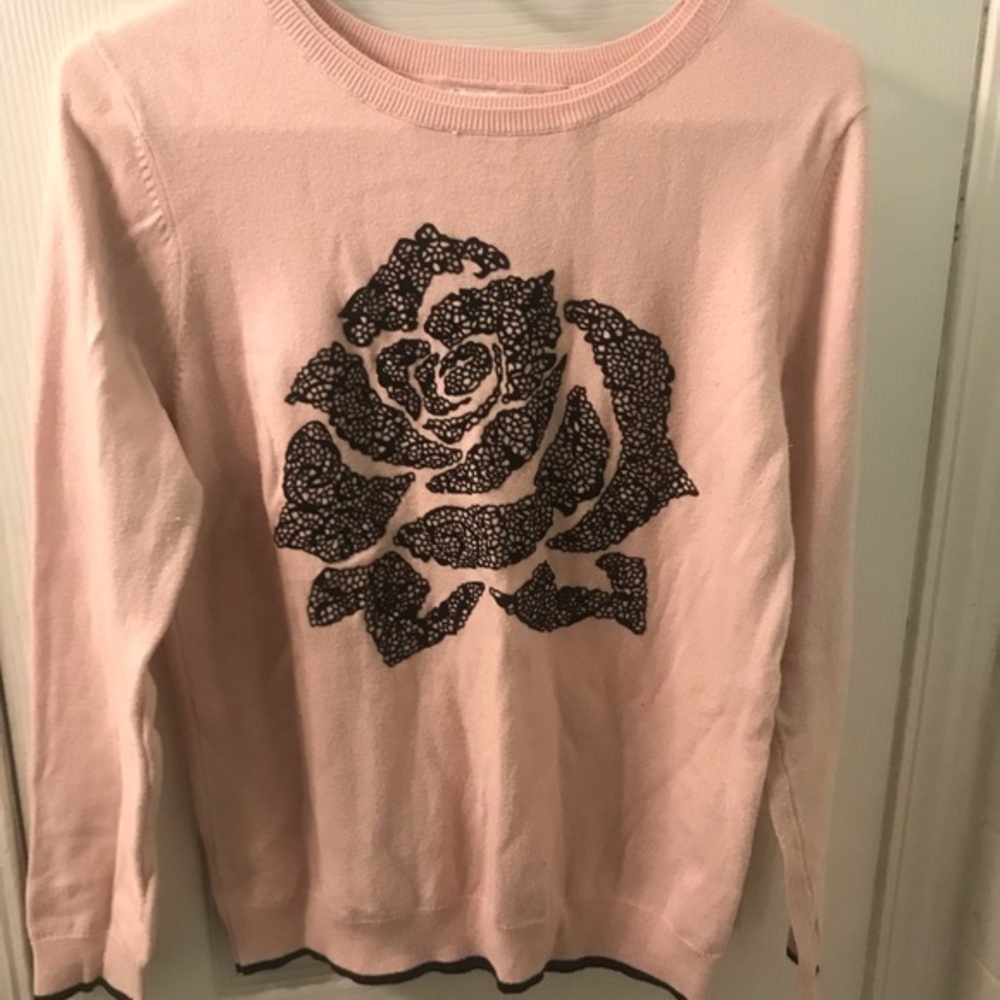 Elle, size Large, light pink and black sweater